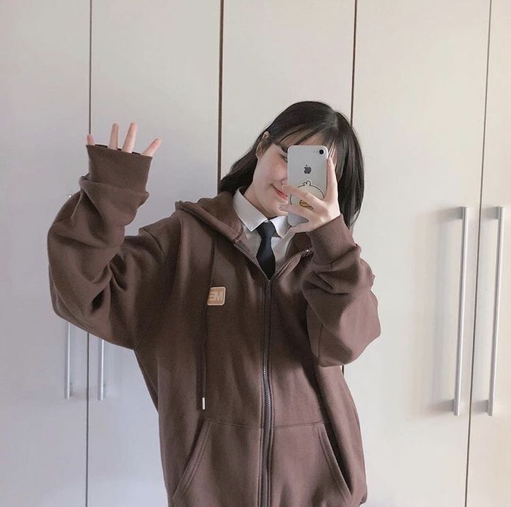 AnhGaiXinhCheMatSieuCute QQLive App 2026 Live Idol Hot Quà Thưởng Hấp Dẫn Ảnh gái xinh Idol QQLive che mặt vừa ngầu vừa dễ thương cute