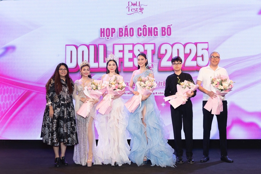 Nhiều Nghệ Sĩ, Người Nổi Tiếng Tại Lễ Hội Doll Fest QQLive