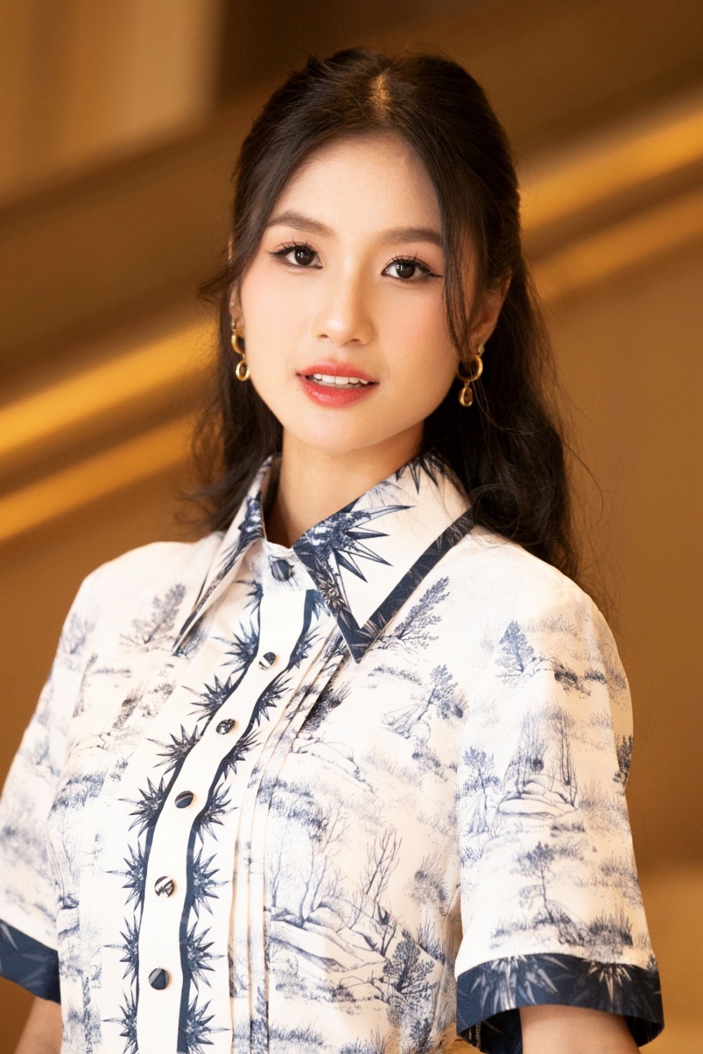 Hoa hậu Nguyễn Thanh Hà - Idol hot của QQLive