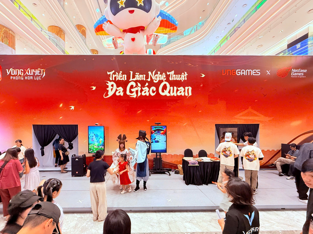 Không gian triển lãm đa giác quan của game tại TP. Hồ Chí Minh.
Không gian triển lãm đa giác quan của game tại TP. Hồ Chí Minh.