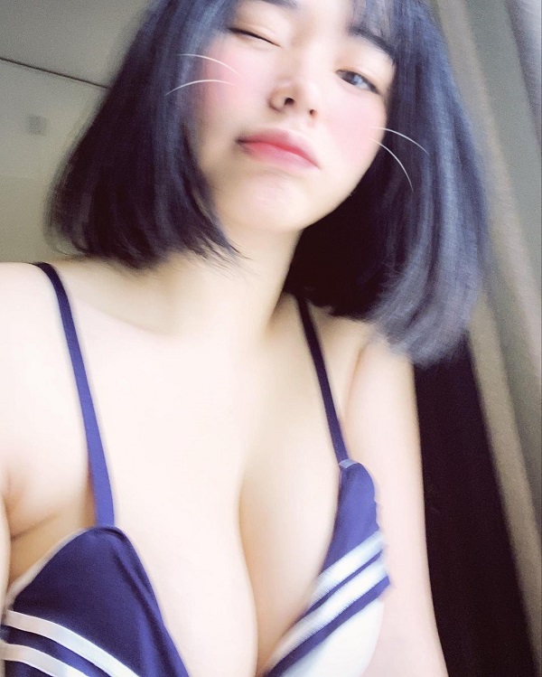 Trần Minh Thiên Di Muốn Ngắm Ngực Bự Thì Bơi Hết Vào Đây 14 QQLive App 2026 Live Idol Hot Quà Thưởng Hấp Dẫn tran minh thien di11 1