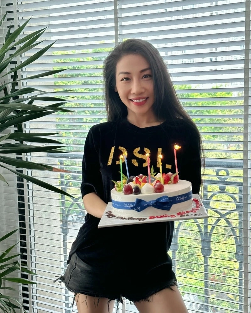 Tuyệt phẩm kết hợp Rời Trung Quân Ft Hằng BingBoong