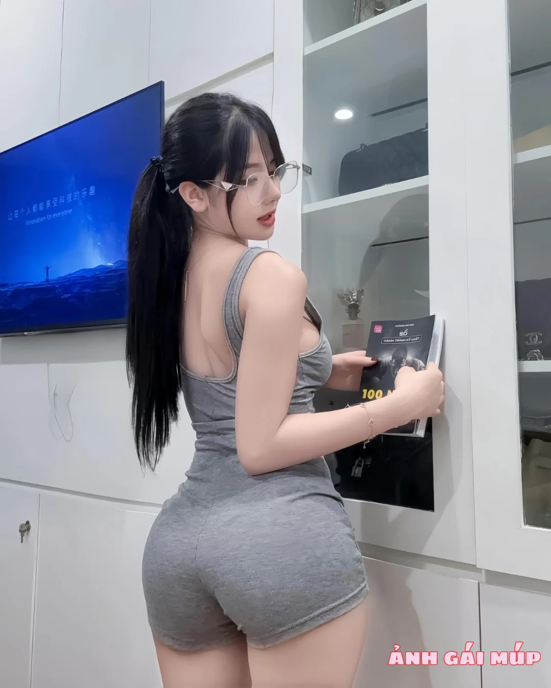 Tại QQLive com shows bo anh thu ky nhung loramen 105 Cận Cảnh Vú Nõn Eo Thon của Thư Ký Nhung Loramen Tuyệt Phẩm Trần Gian Ảnh Gái Xinh